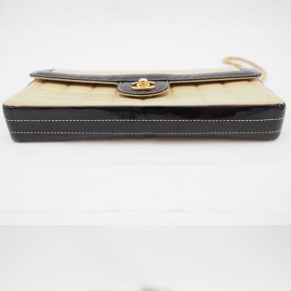 Authentic CHANEL CC Lambskin Patent Chocolate Bar Flap Bag Chain Beige Black - Picture 12 of 14